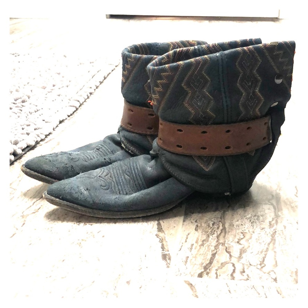 ONE-OF-A-KIND • Dan Post Canty Boots. 🔥🔥